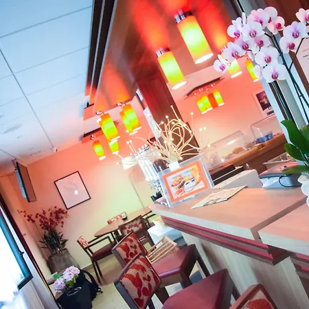 Apartmanhotel Residhotel Centre 3*