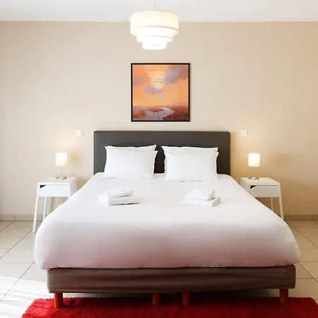Apartmanhotel Residhotel Centre 3*