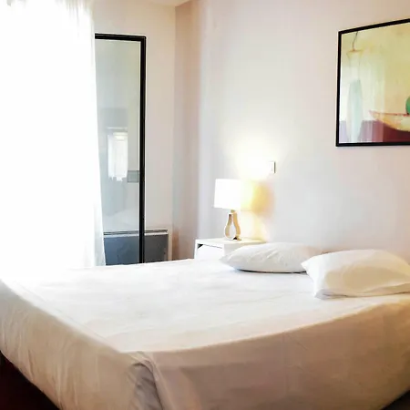Residhotel Centre Aparthotel 3*