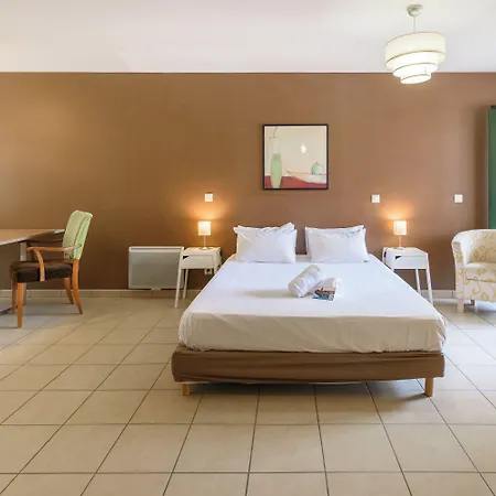 Aparthotel Residhotel Centre 3*