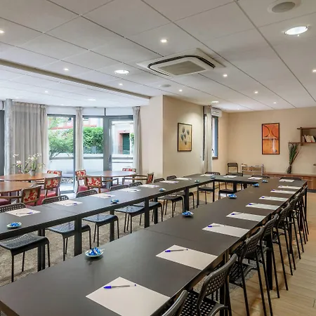 Aparthotel Residhotel Centre 3*