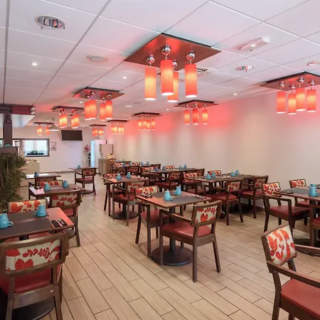 Residhotel Centre 3*