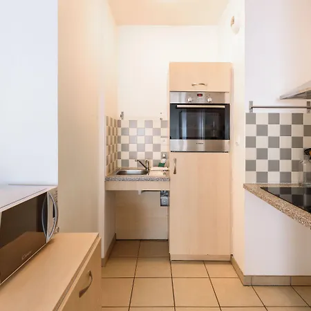 Residhotel Centre Aparthotel 3*