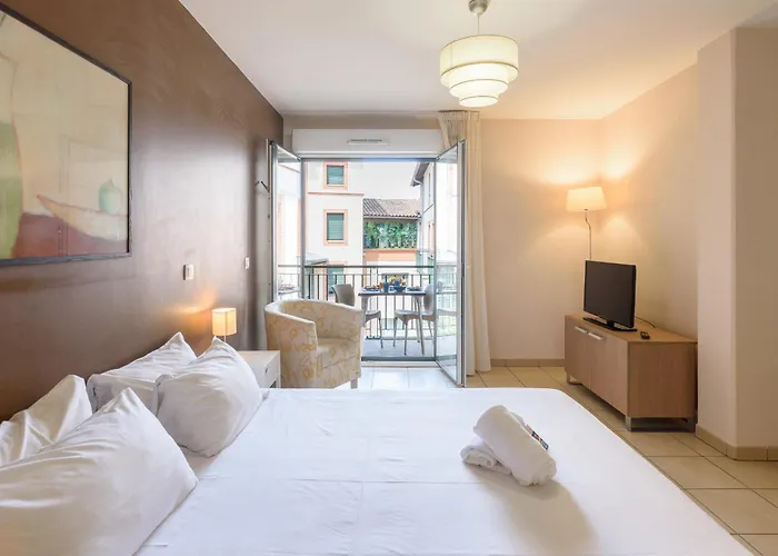 Aparthotel Residhotel Centre 3*