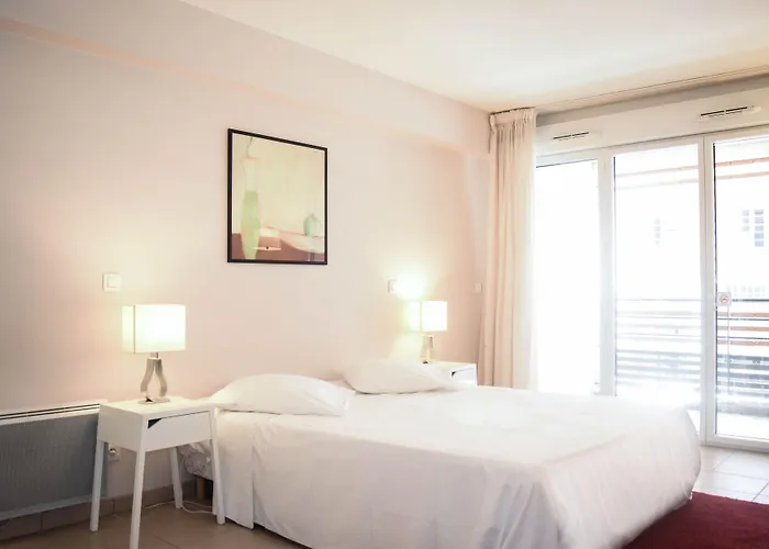 Aparthotel Residhotel Centre Tolosa