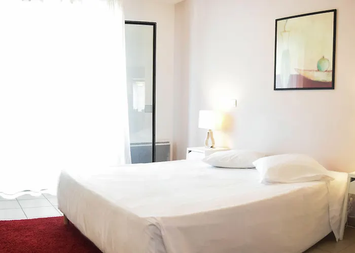 Residhotel Centre Aparthotel Tolosa